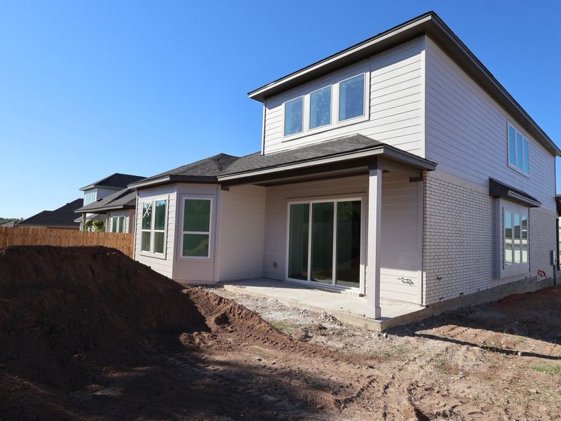 Exterior details and patio area of a home in Cedar Brook, Leander (Image 3).
