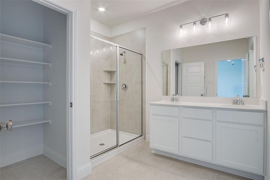 Furnished interior view inside a new home in Sierra Vista at Kelly Ranch, Aledo (Image 8). Furnished interior view inside a new home in Sierra Vista at Kelly Ranch, Aledo (Image 8).