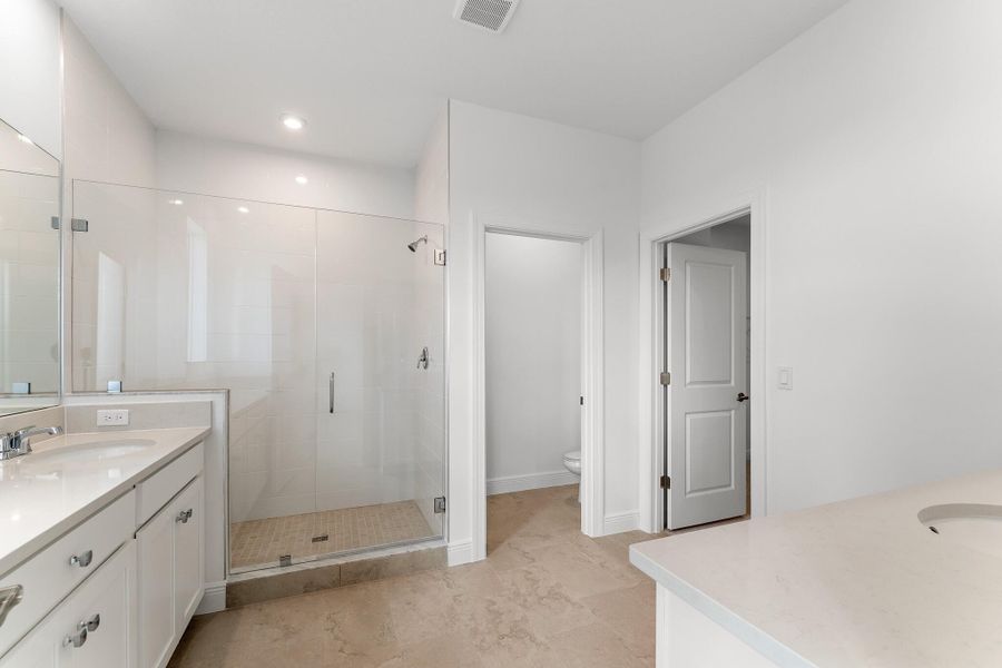 US_SEF_SALINA_LOT 51_OWNERS BATH 2 US_SEF_SALINA_LOT 51_OWNERS BATH 2