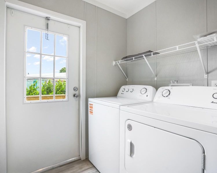 Close-up of interior finishes inside a home in , Fort Lauderdale (Image 12).