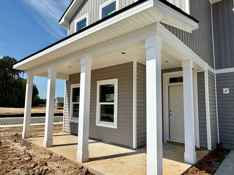 Exterior details and patio area of a home in Watson Hill, Summerville (Image 3).