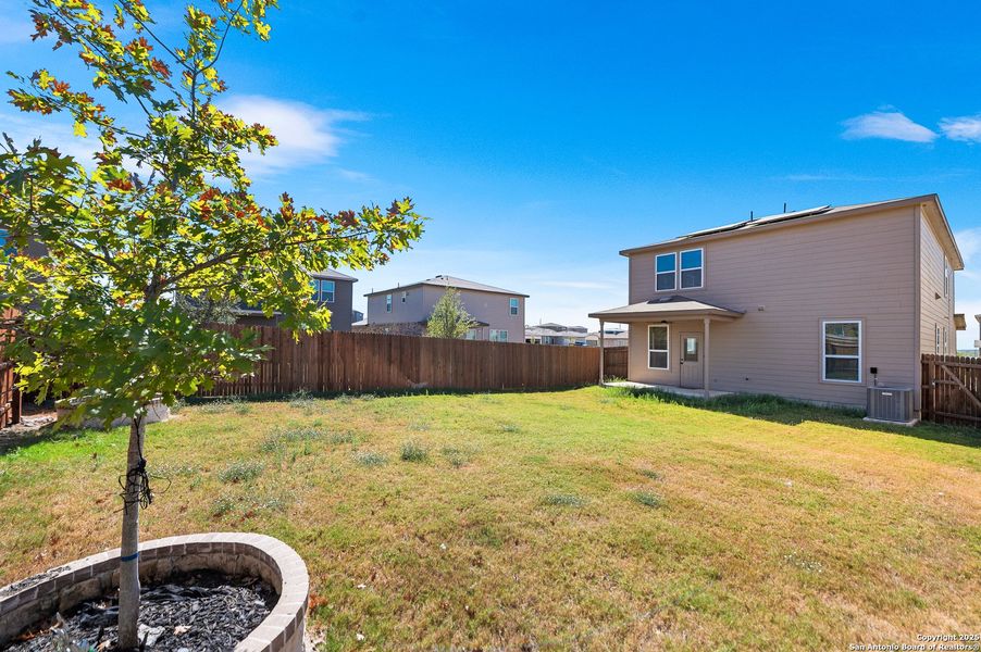 Exterior details and patio area of a home in Cinco Lakes, San Antonio (Image 17). Exterior details and patio area of a home in Cinco Lakes, San Antonio (Image 17).
