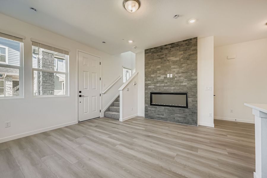 2771 Bear Springs Cir, Longmont, CO.  - Slide 8