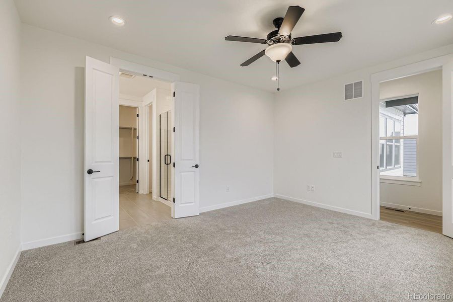 Spacious, unfurnished interior of a new home in , Colorado Springs (Image 13).