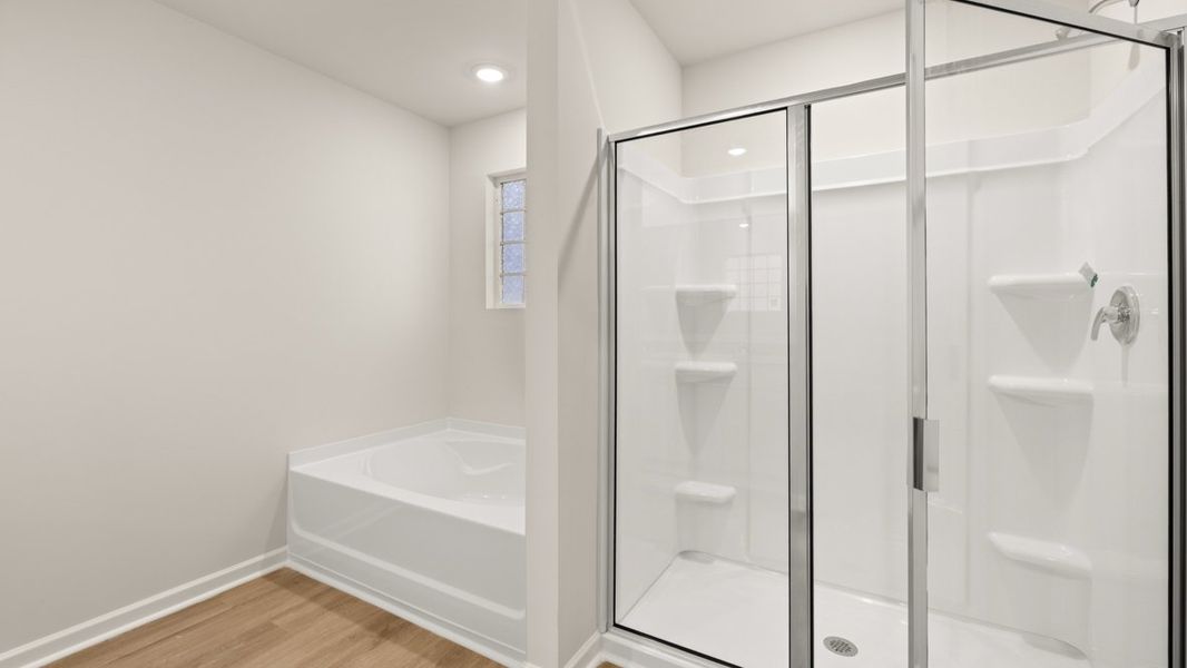 Representative furnished interior of a home built from the Robie by D.R. Horton in Oconee Overlook, Gainesville (Image 13). Representative furnished interior of a home built from the Robie by D.R. Horton in Oconee Overlook, Gainesville (Image 13).