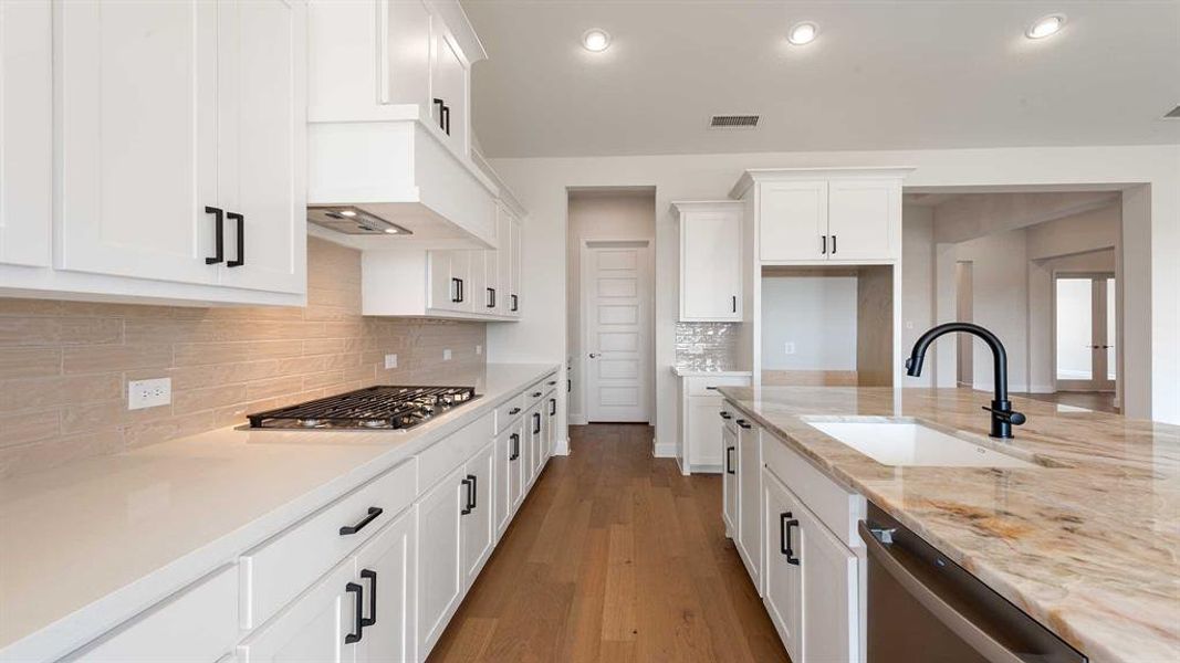 Furnished interior view inside a new home in Terraces 72', Rockwall (Image 6). Furnished interior view inside a new home in Terraces 72', Rockwall (Image 6).