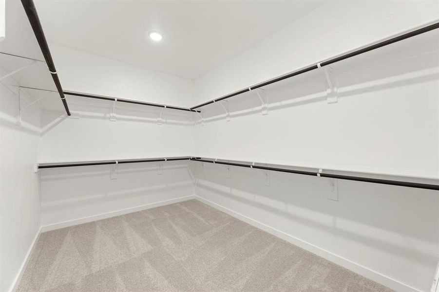 17. 1825 Bachman - Closet