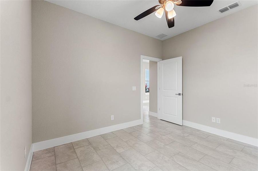 Spacious, unfurnished interior of a new home in , Kissimmee (Image 31).