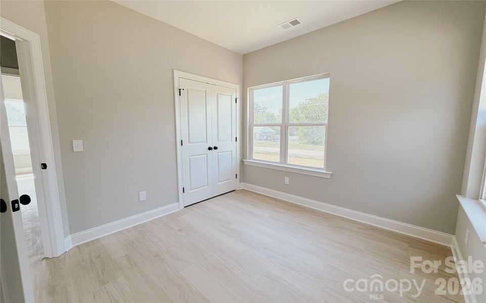 Spacious, unfurnished interior of a new home in , Salisbury (Image 19).