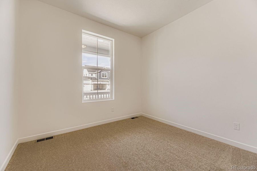 Spacious, unfurnished interior of a new home in Independence: The Pioneer Collection, Elizabeth (Image 9).