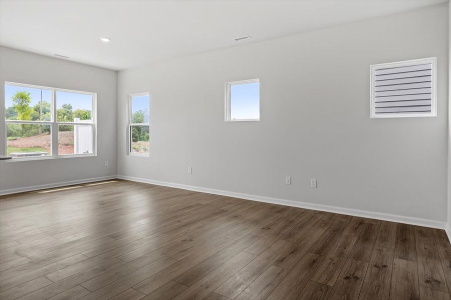 Spacious, unfurnished interior of a new home in Sweetbrier, Durham (Image 16).