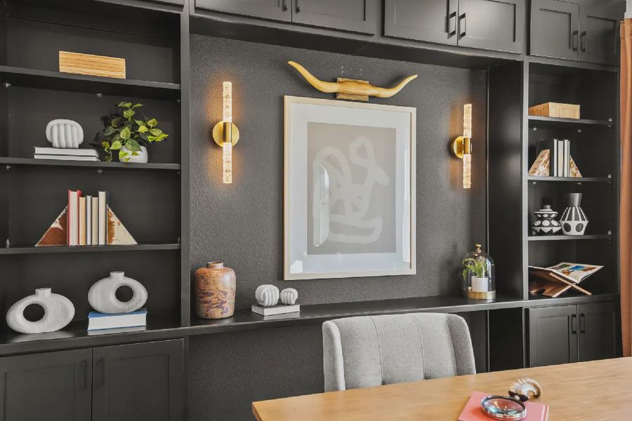 Representative furnished interior of a home built from the Dublin by Chesmar Homes in Legacy at Lake Dunlap, New Braunfels (Image 19).