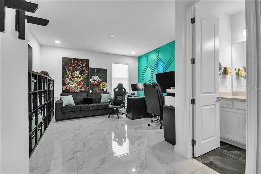 Furnished interior view inside a new home in , Lakewood Ranch (Image 48). Furnished interior view inside a new home in , Lakewood Ranch (Image 48).