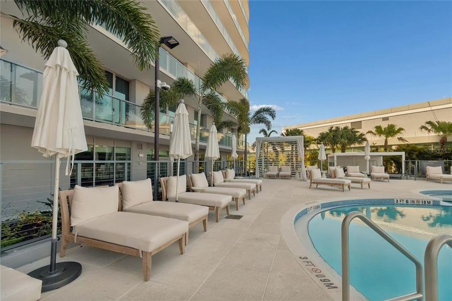 Community amenities in , St. Petersburg (Image 56).