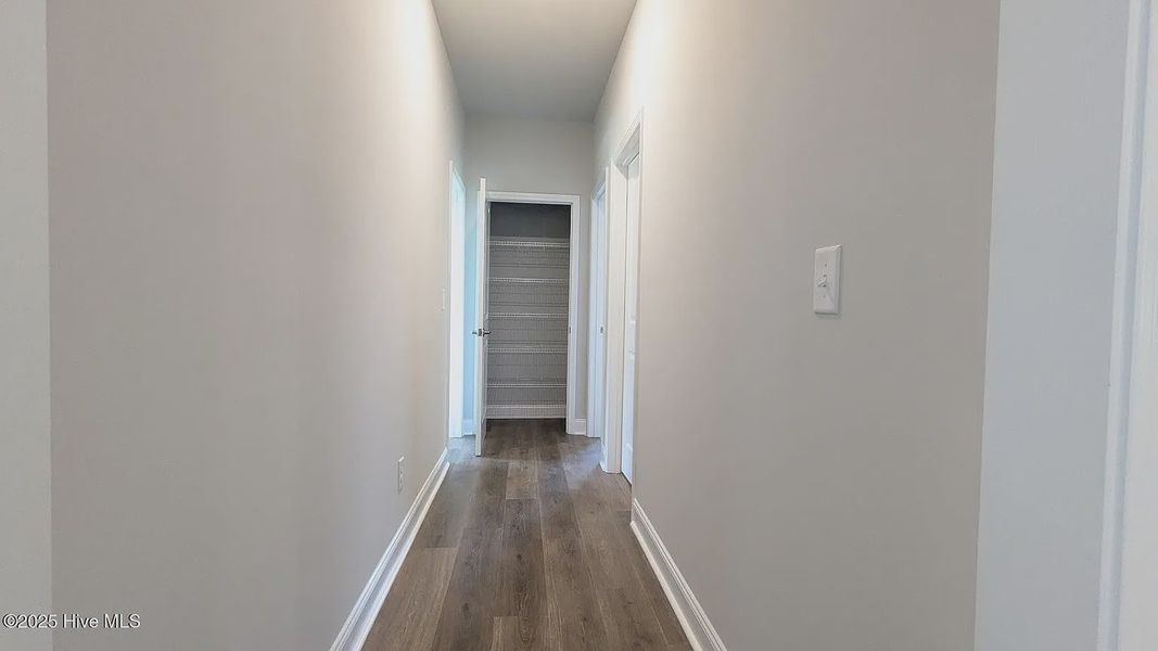 Spacious, unfurnished interior of a new home in Harvest Creek, Nashville (Image 7). Spacious, unfurnished interior of a new home in Harvest Creek, Nashville (Image 7).
