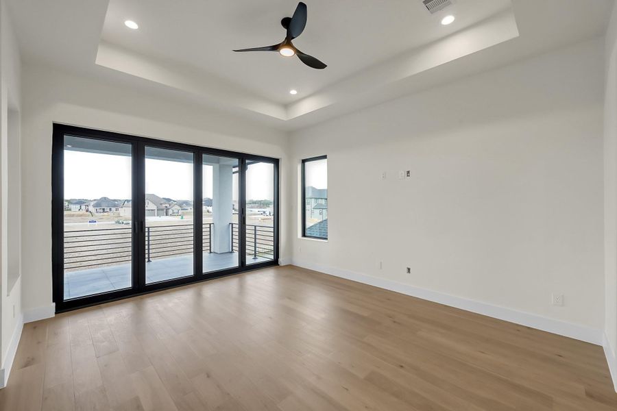 Spacious, unfurnished interior of a new home in , Willis (Image 40).