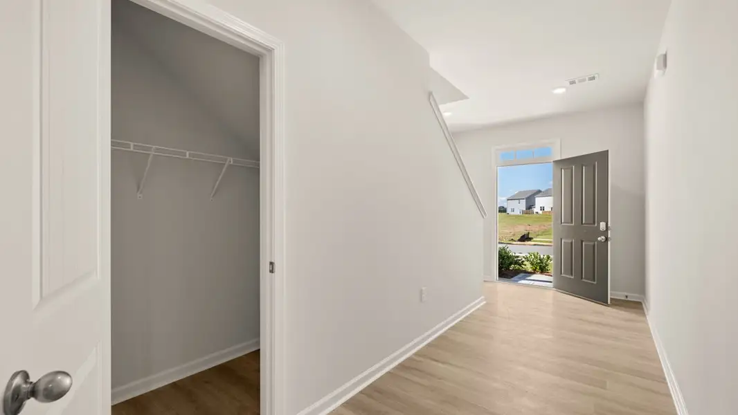 Representative unfurnished interior of a home built from the Robie by D.R. Horton in Braselton Village, Braselton (Image 15).