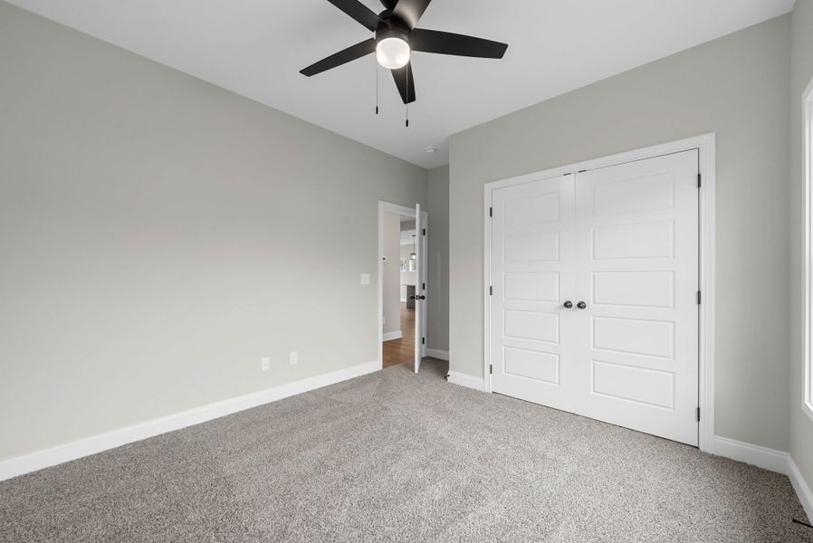 Spacious, unfurnished interior of a new home in New Hope Estates, Clarksville (Image 25).