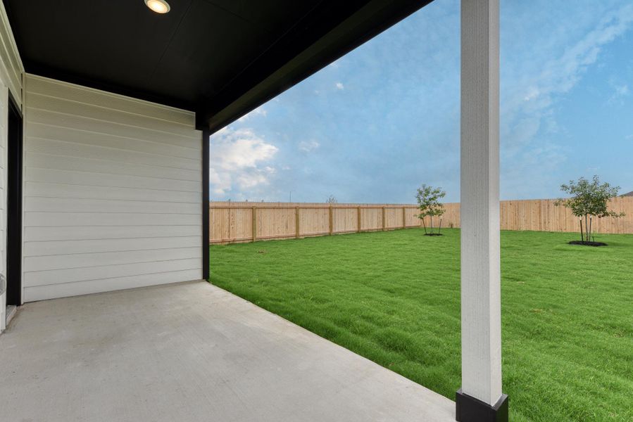 Representative exterior photo of a completed home built from the Travis by Ashton Woods in Meadows at Hennersby Hollow 40's, San Antonio, TX (Image 2).