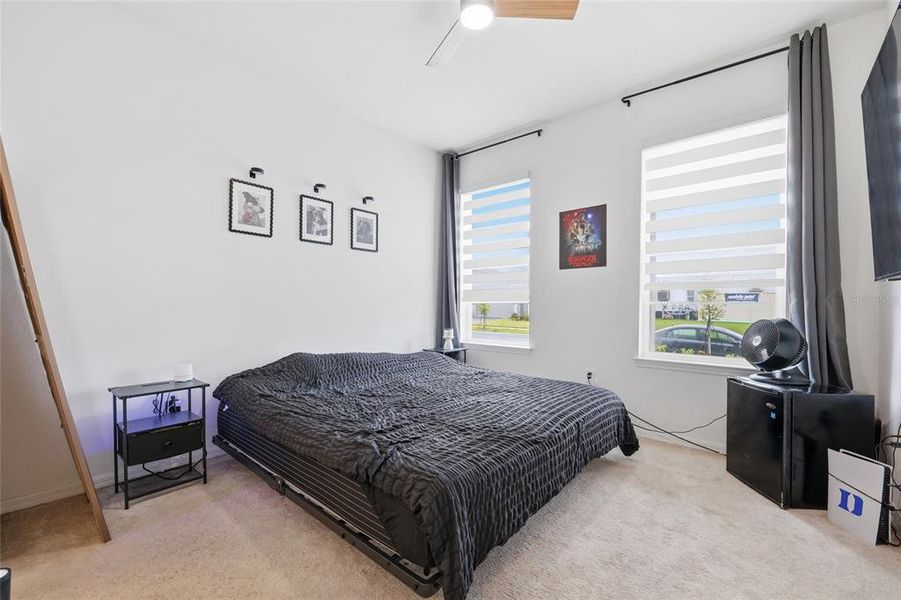 Furnished interior view inside a new home in , Orlando (Image 39).