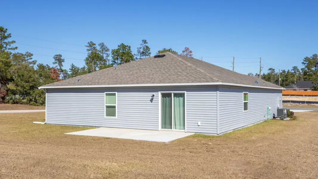Representative exterior details of a home built from the Marigold by Maronda Homes in North Port, North Port (Image 4).