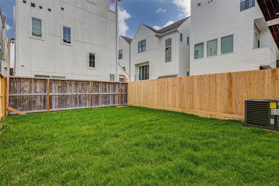 Spacious urban backyard, perfect for a cocktail pool addition.