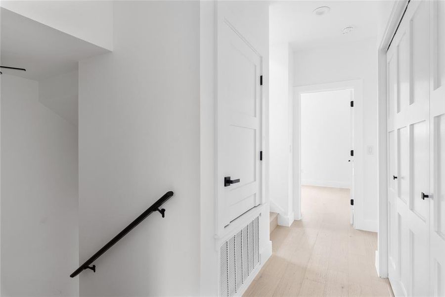 Spacious, unfurnished interior of a new home in , Austin (Image 34).