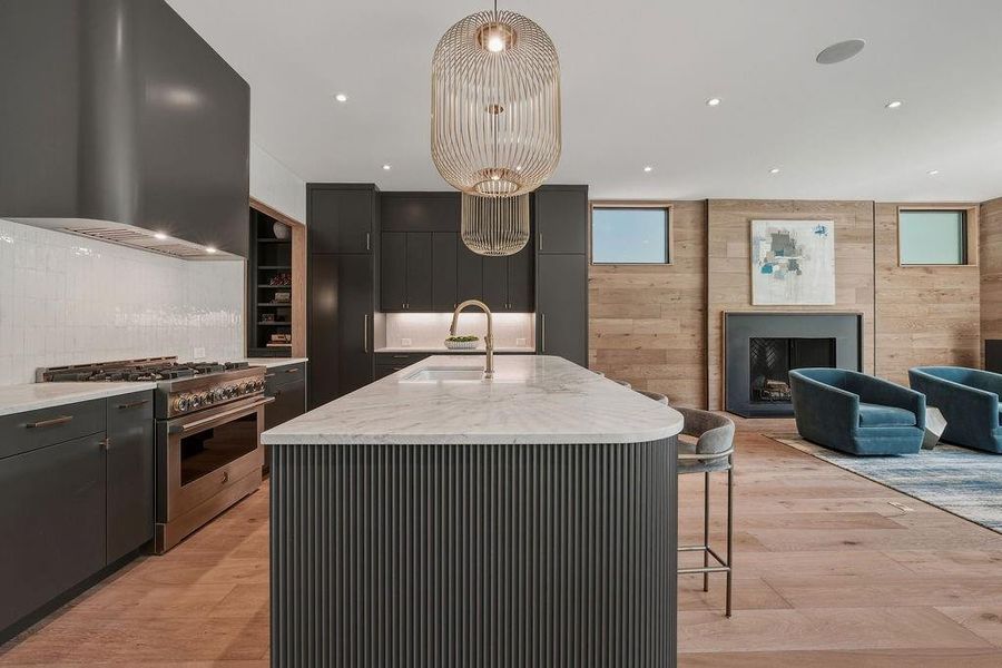Furnished interior view inside a new home in , Atlanta (Image 39).