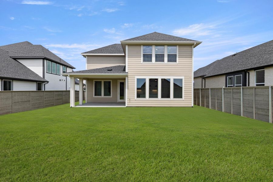 Representative exterior details of a home built from the Laurel by Tri Pointe Homes in Treeline, Justin (Image 3).