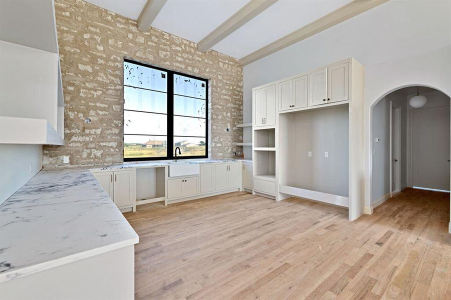 Spacious, unfurnished interior of a new home in , Krum (Image 15).