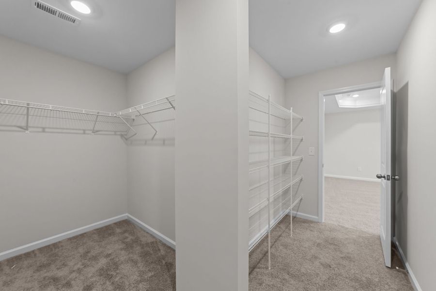 Spacious, unfurnished interior of a new home in Neill's Pointe, Angier (Image 24).