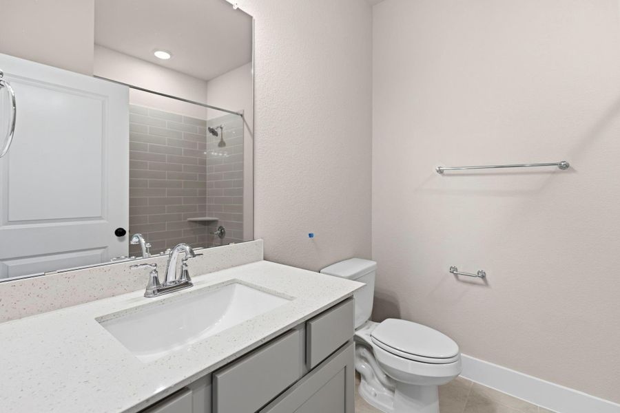 Furnished interior view inside a new home in Meridiana 40', 65', Iowa Colony (Image 14). Furnished interior view inside a new home in Meridiana 40', 65', Iowa Colony (Image 14).