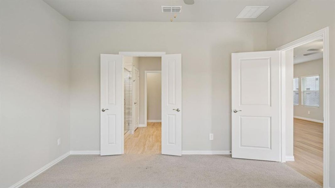 Photo is not of the actual home, but is an inspirational photo of builder’s model home and may depict options, furnishings, and/or decorator features that are not included.