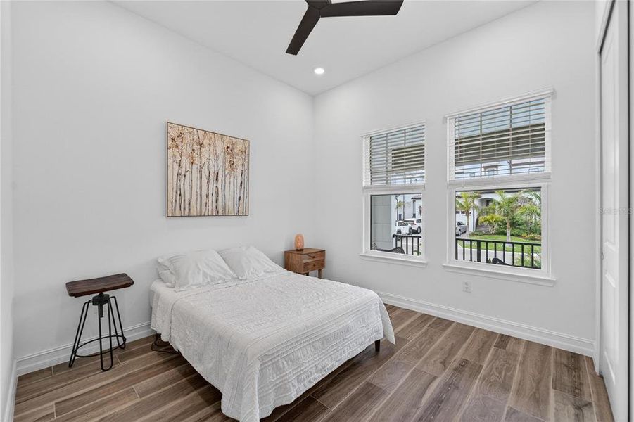 Furnished interior view inside a new home in SouthShore Yacht Club, Ruskin (Image 54). Furnished interior view inside a new home in SouthShore Yacht Club, Ruskin (Image 54).