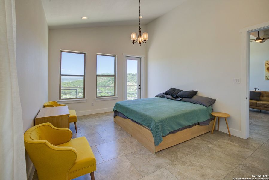 Furnished interior view inside a new home in , New Braunfels (Image 29). Furnished interior view inside a new home in , New Braunfels (Image 29).