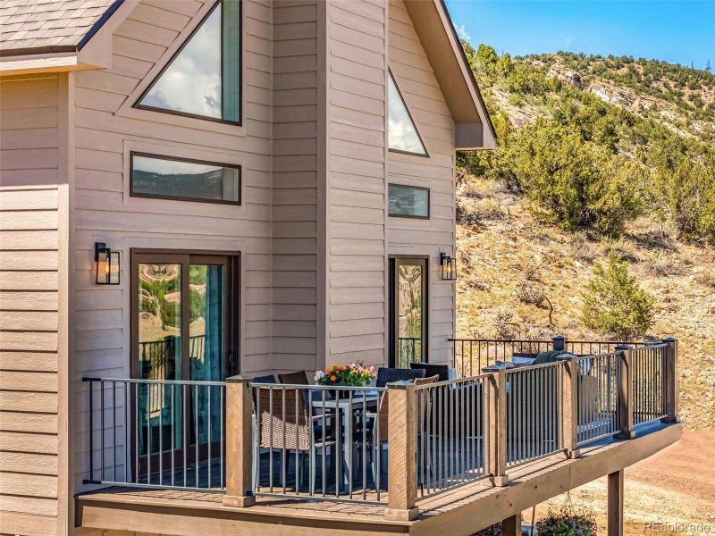 Exterior details and patio area of a home in , Cañon City (Image 3).
