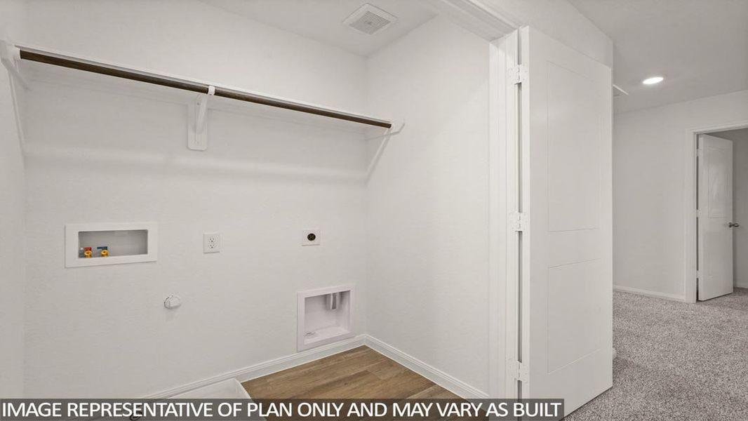 Spacious, unfurnished interior of a new home in McCrorey Trails, Conroe (Image 15). Spacious, unfurnished interior of a new home in McCrorey Trails, Conroe (Image 15).