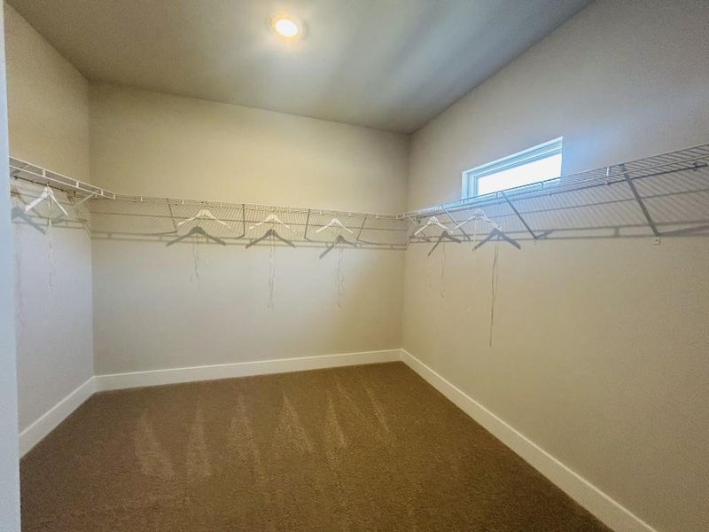 Spacious, unfurnished interior of a new home in Red Bird Manor, Jefferson (Image 19).