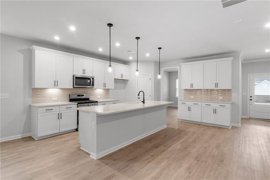 Furnished interior view inside a new home in , Villa Rica (Image 7).