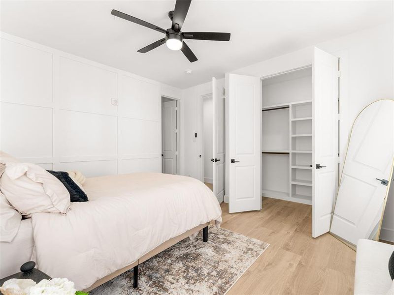 Furnished interior view inside a new home in , Dallas (Image 35). Furnished interior view inside a new home in , Dallas (Image 35).