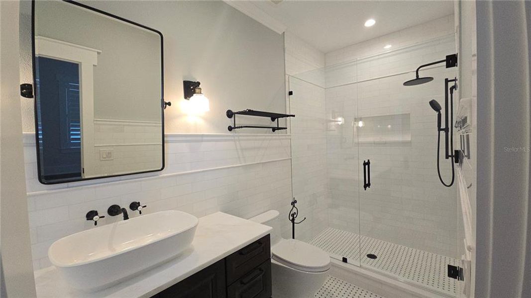 Bathroom ensuite for second Bedroom