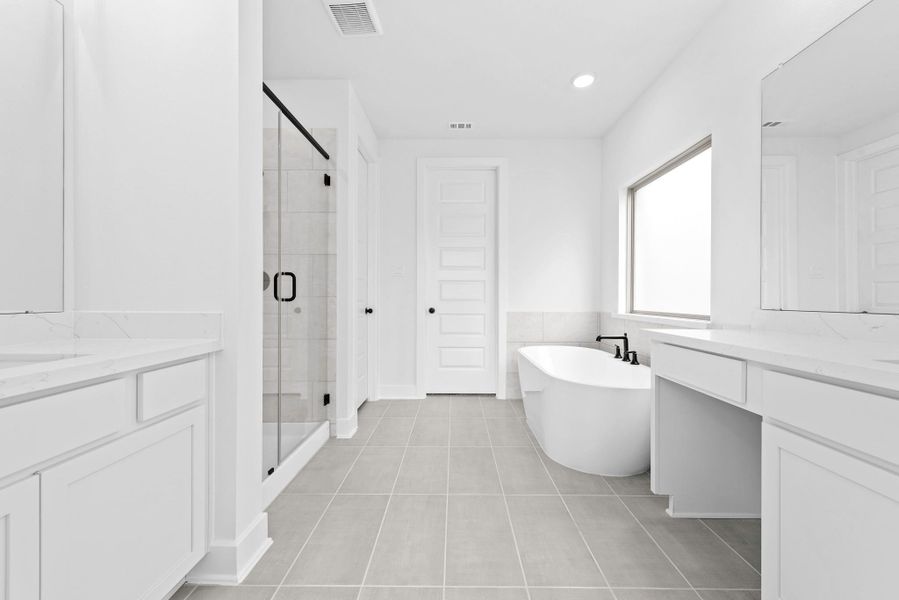 Representative image. Features, specifications, selections and colors may vary. Representative image. Features, specifications, selections and colors may vary.