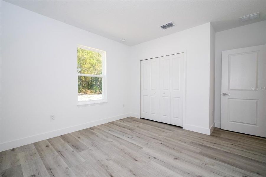 Spacious, unfurnished interior of a new home in , North Port (Image 35).