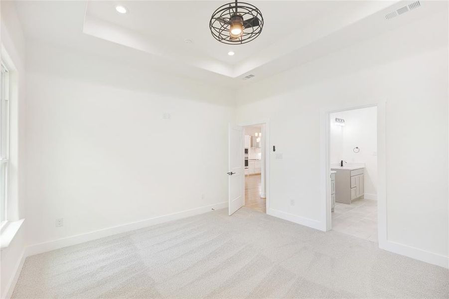 Spacious, unfurnished interior of a new home in , Kennedale (Image 17).