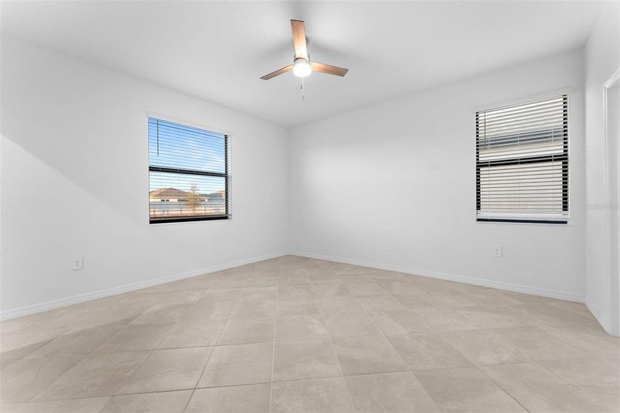 Spacious, unfurnished interior of a new home in , Port Charlotte (Image 26).