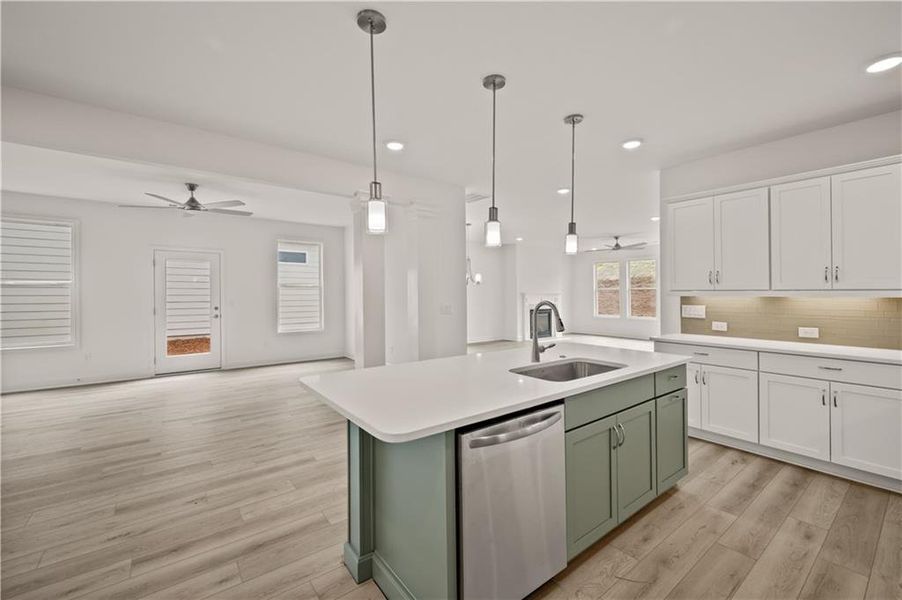 Furnished interior view inside a new home in Echols Farm, Hiram (Image 5).
