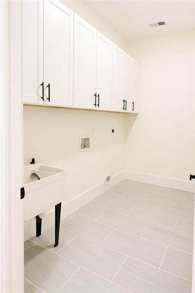 Furnished interior view inside a new home in , Marietta (Image 7).