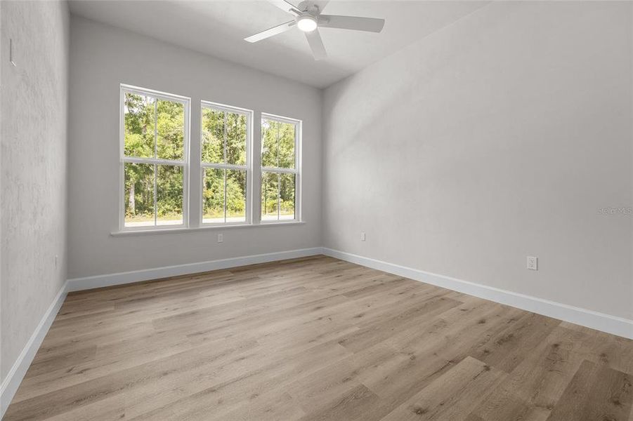 Spacious, unfurnished interior of a new home in , Newberry (Image 22).