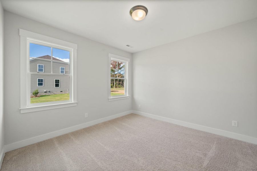 Spacious, unfurnished interior of a new home in Redland, Advance (Image 24).