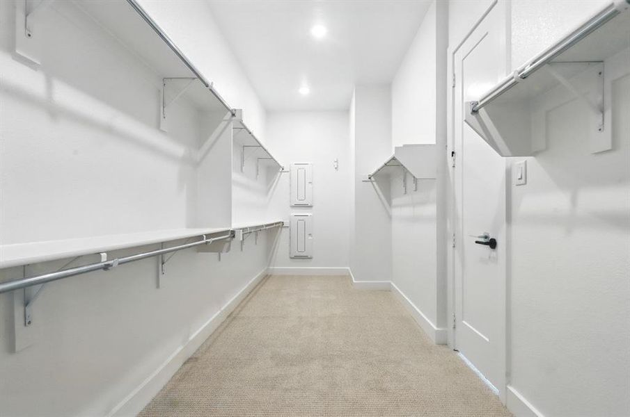 Spacious, unfurnished interior of a new home in Walsh: 60ft. lots, Aledo (Image 22). Spacious, unfurnished interior of a new home in Walsh: 60ft. lots, Aledo (Image 22).